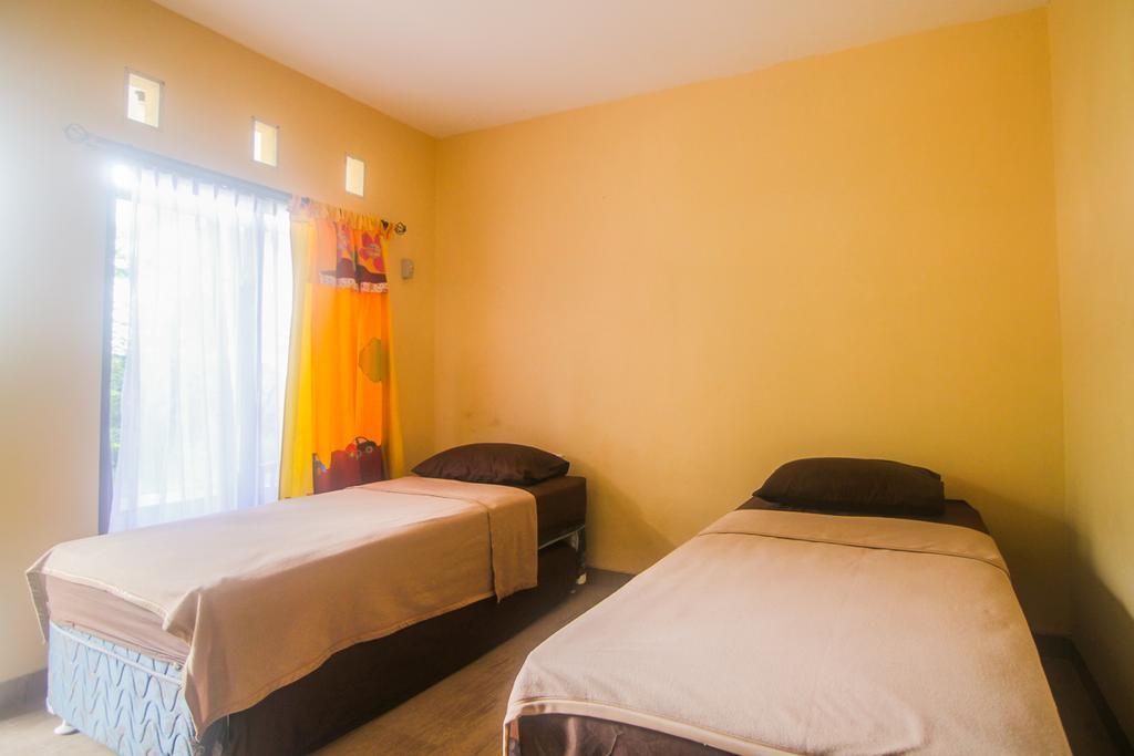 בטוראדן Hotel Cemerlang חדר תמונה