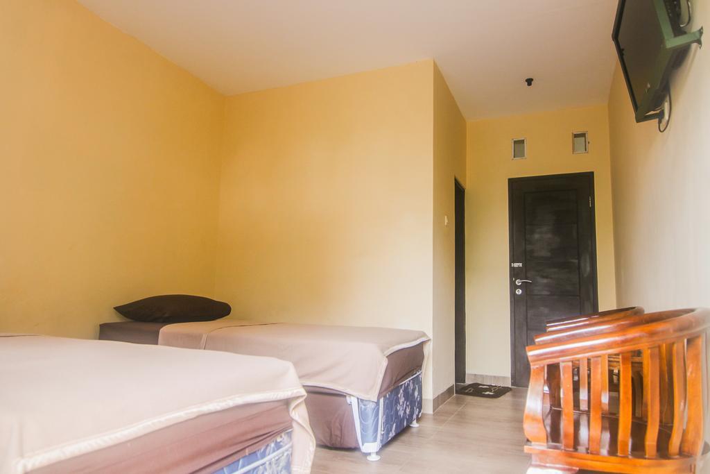 בטוראדן Hotel Cemerlang חדר תמונה